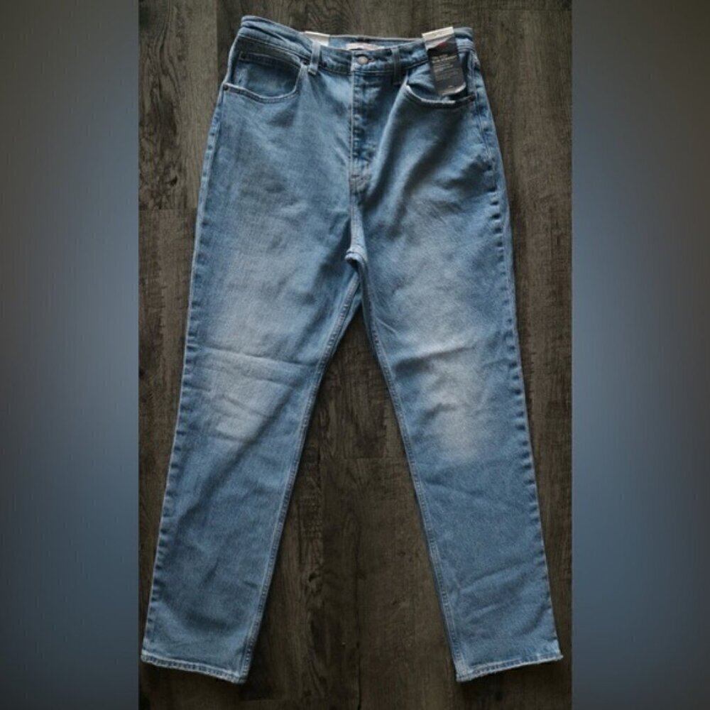 NWT Levis 70's High Rise Slim Straight Leg Light Blue Wash Jeans Size 31 - Picture 3 of 12